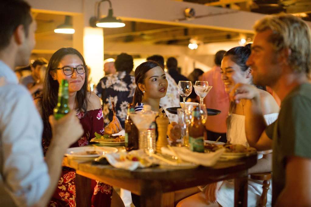 Cove Resort Palau Koror Restoran gambar